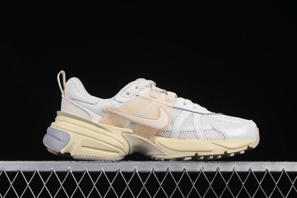 Nike V2K Runtekk Run HQ1512-110：圖片 2