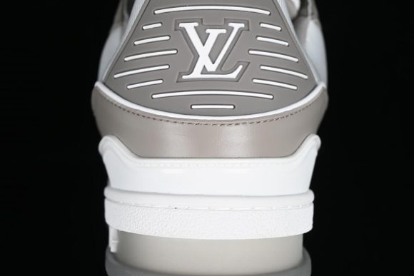 Trainer Gray White：圖片 10