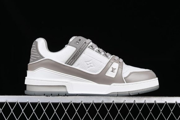 Trainer Gray White：圖片 2
