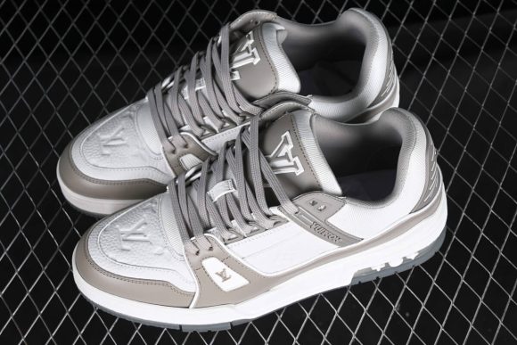 Trainer Gray White：圖片 6