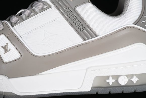 Trainer Gray White：圖片 9