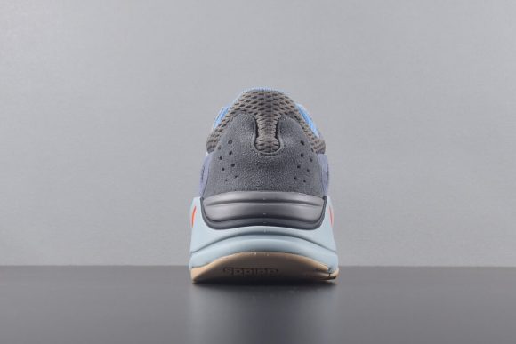 YEEZY 700 BOOST “Carbon Blue”：圖片 3